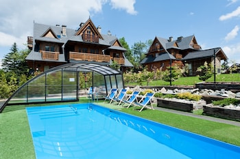 sun and snow resorts lipki park