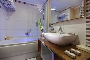 royal asarlik beach hotel and spa all inclusive