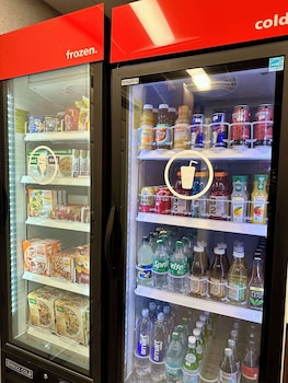 hampton inn and suites lathrop