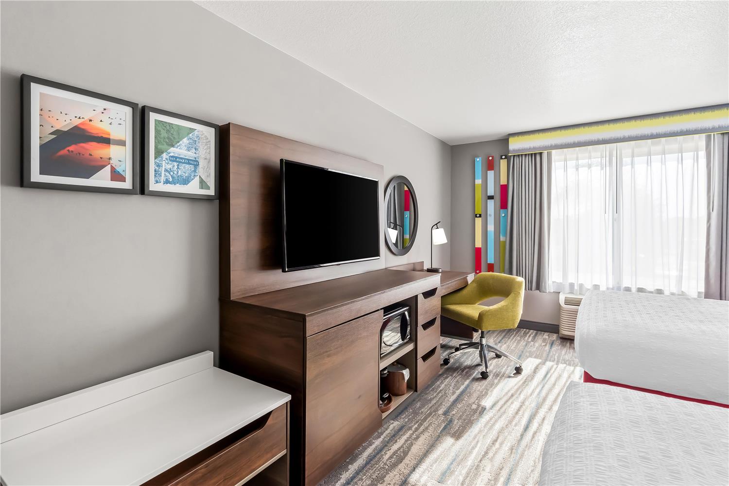 hampton inn and suites lathrop