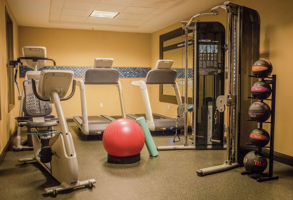 hampton inn and suites lathrop