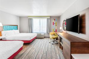 hampton inn and suites lathrop