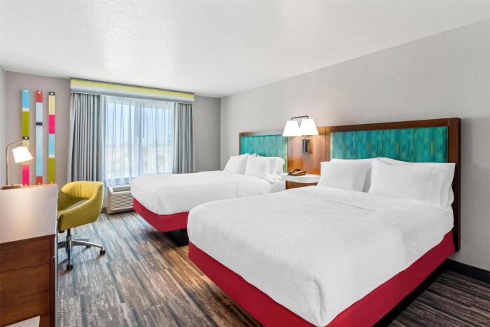 hampton inn and suites lathrop