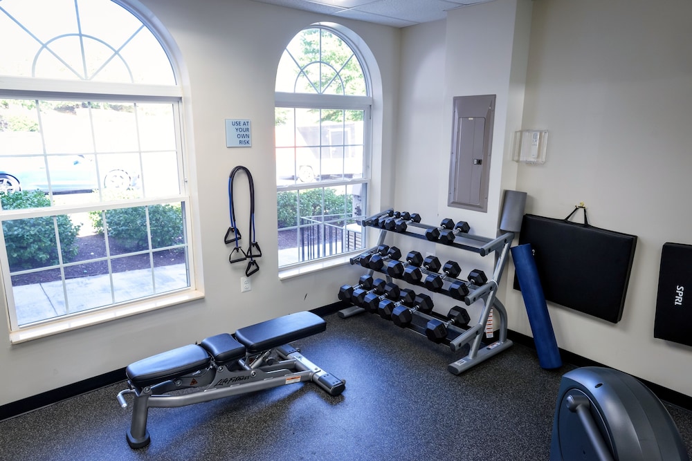 holiday inn express prince frederick by ihg