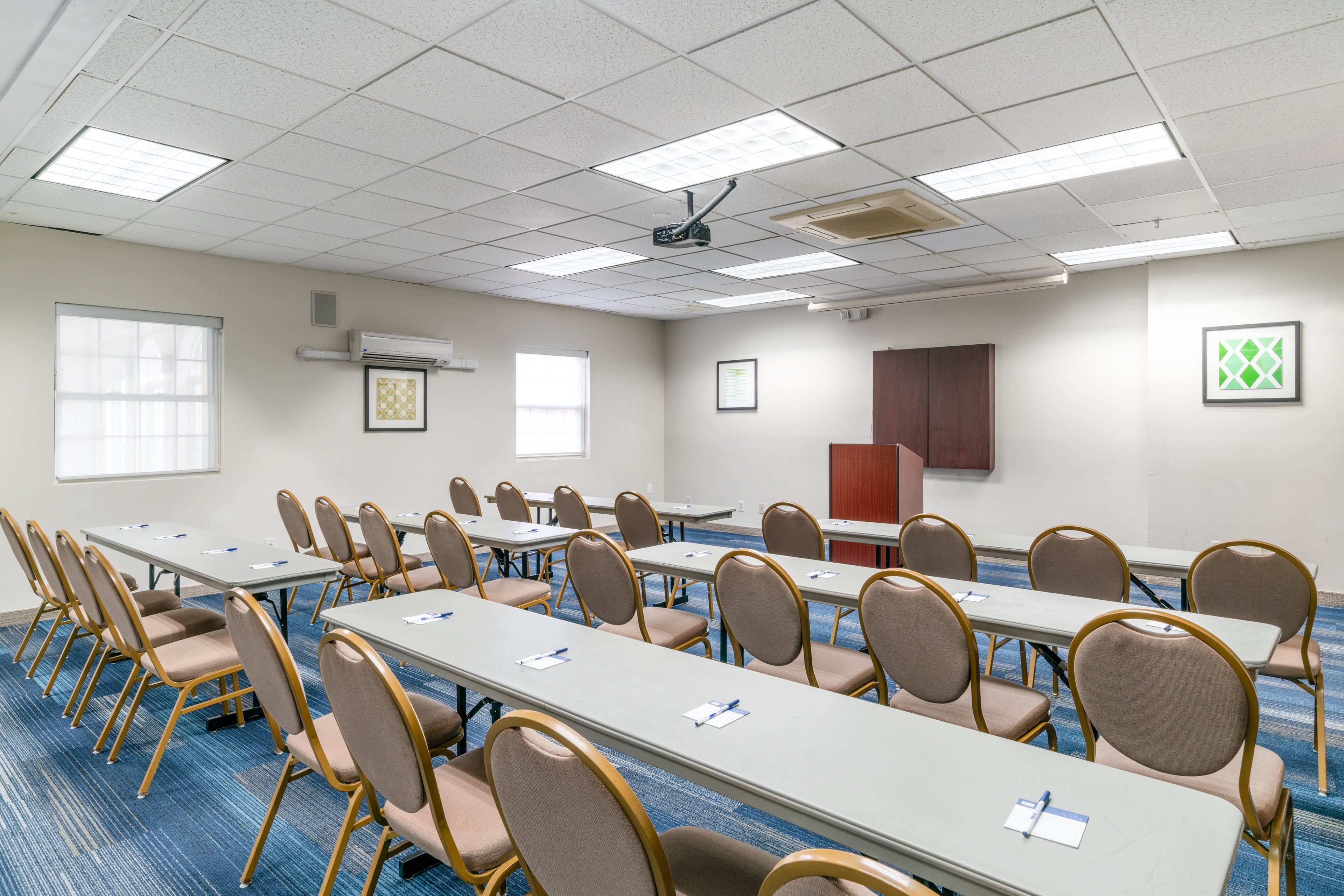 holiday inn express prince frederick by ihg