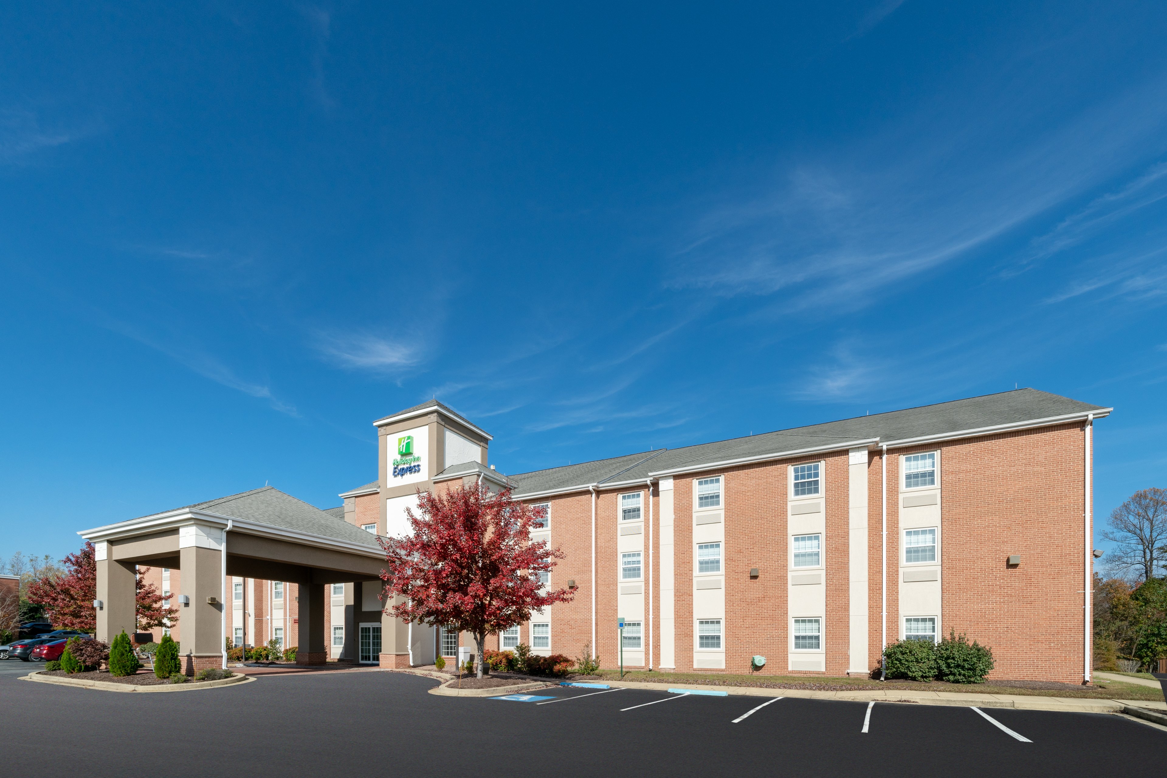 holiday inn express prince frederick by ihg