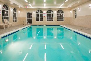 holiday inn express prince frederick by ihg