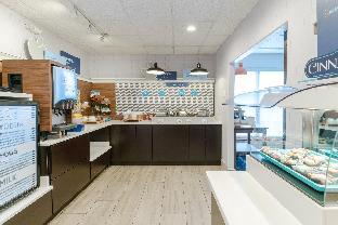 holiday inn express prince frederick by ihg