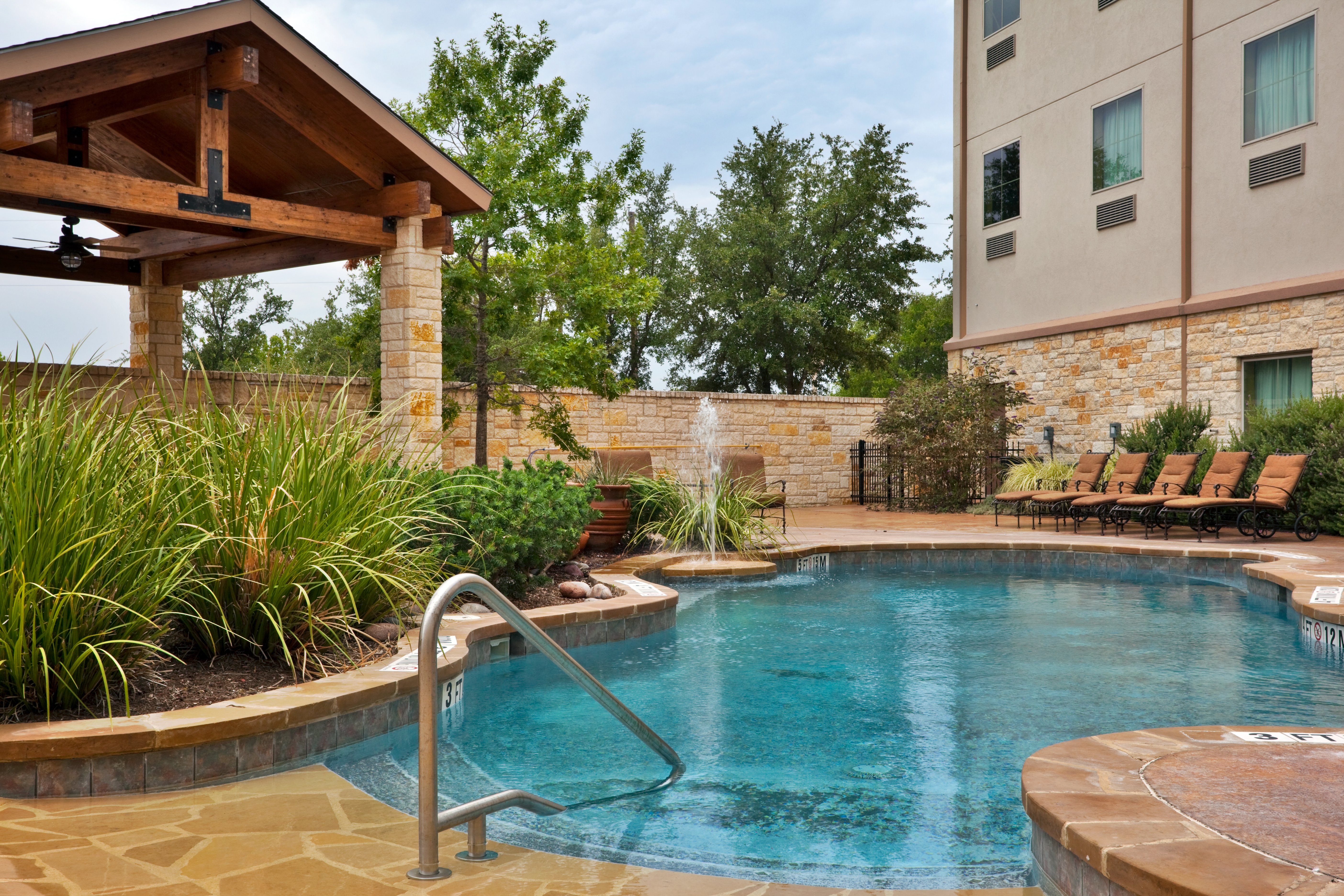 holiday inn express salado belton by ihg