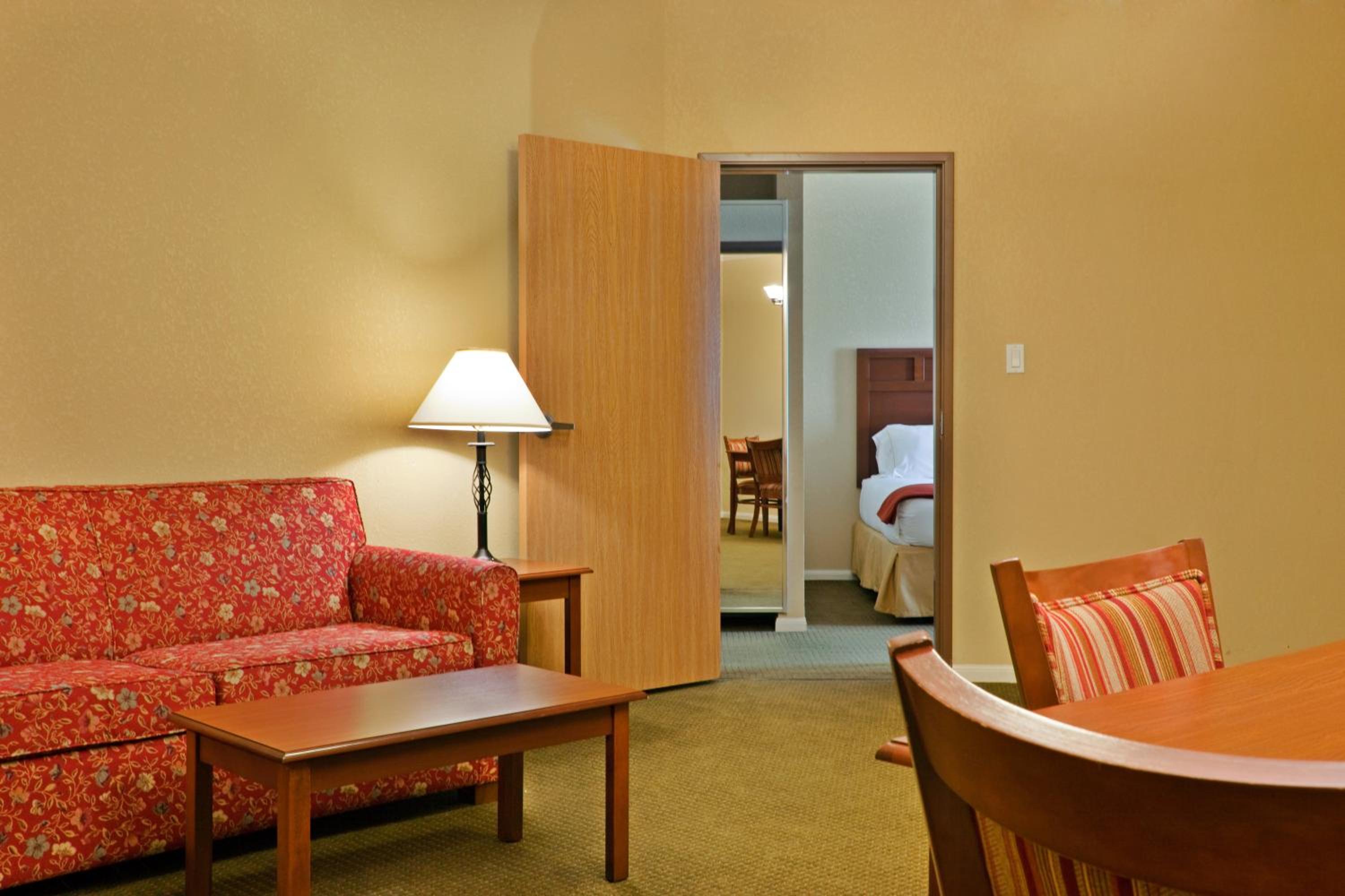 holiday inn express salado belton by ihg