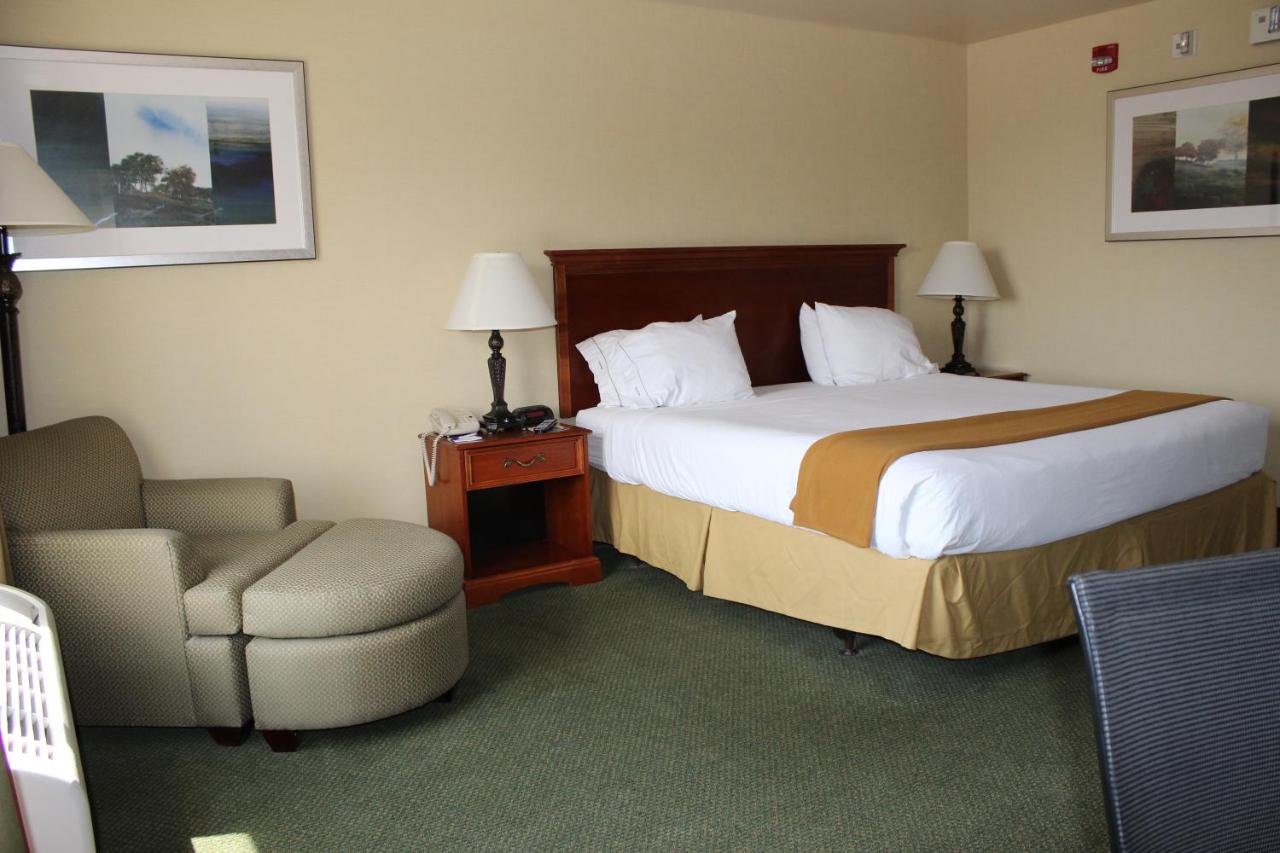 holiday inn express hotel and suites tehachapi by ihg