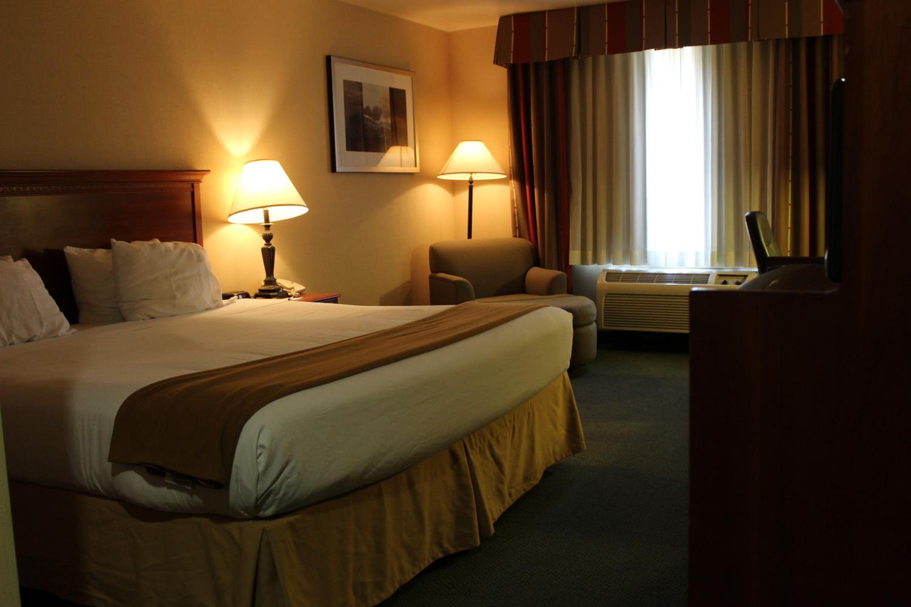 holiday inn express hotel and suites tehachapi by ihg