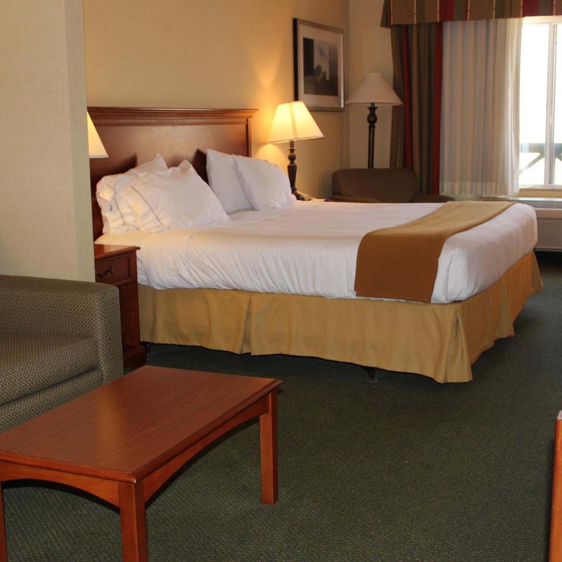 holiday inn express hotel and suites tehachapi by ihg