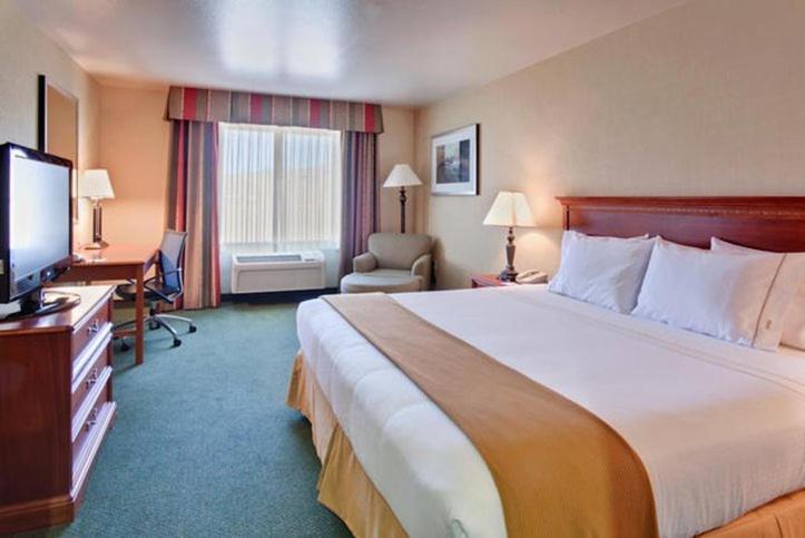holiday inn express hotel and suites tehachapi by ihg