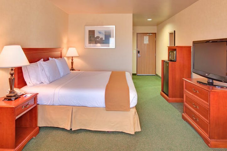 holiday inn express hotel and suites tehachapi by ihg