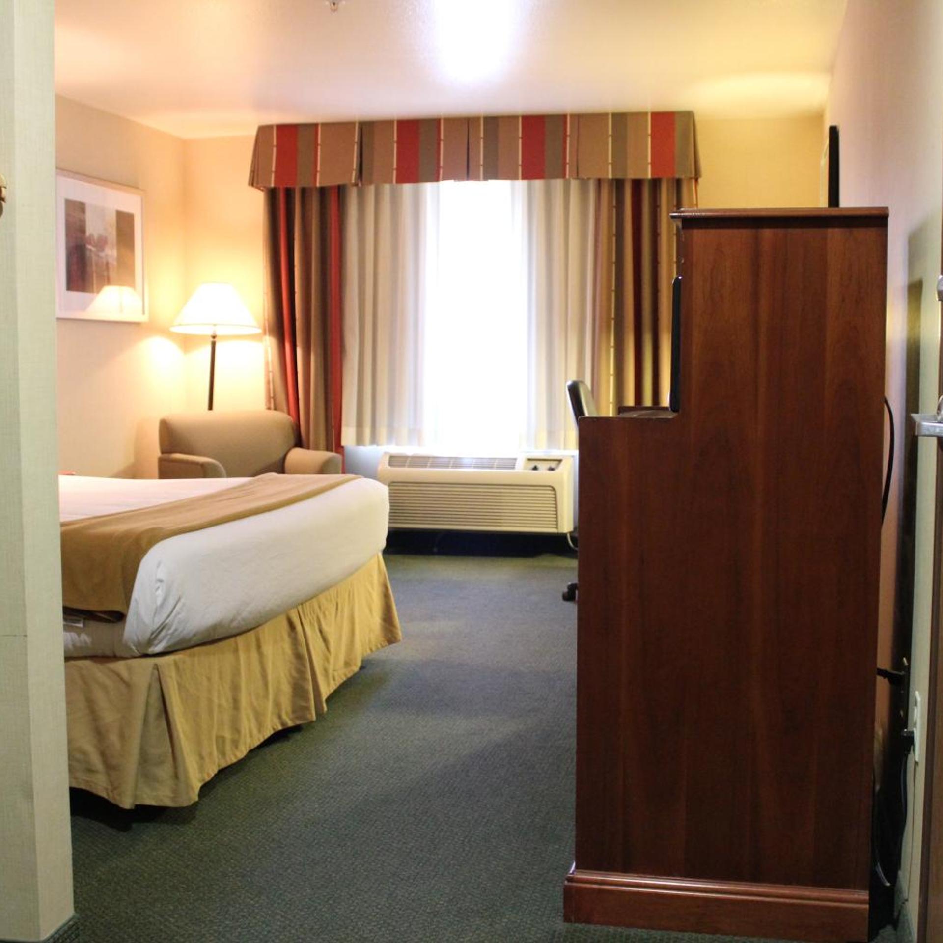 holiday inn express hotel and suites tehachapi by ihg