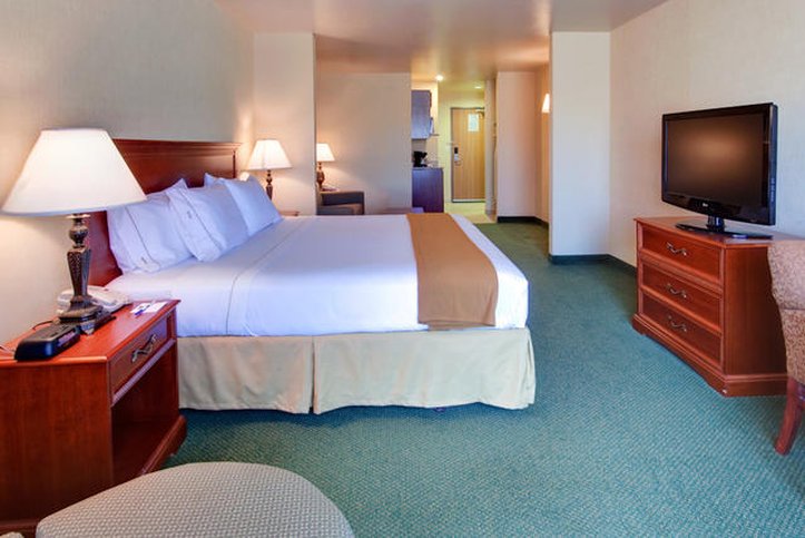 holiday inn express hotel and suites tehachapi by ihg