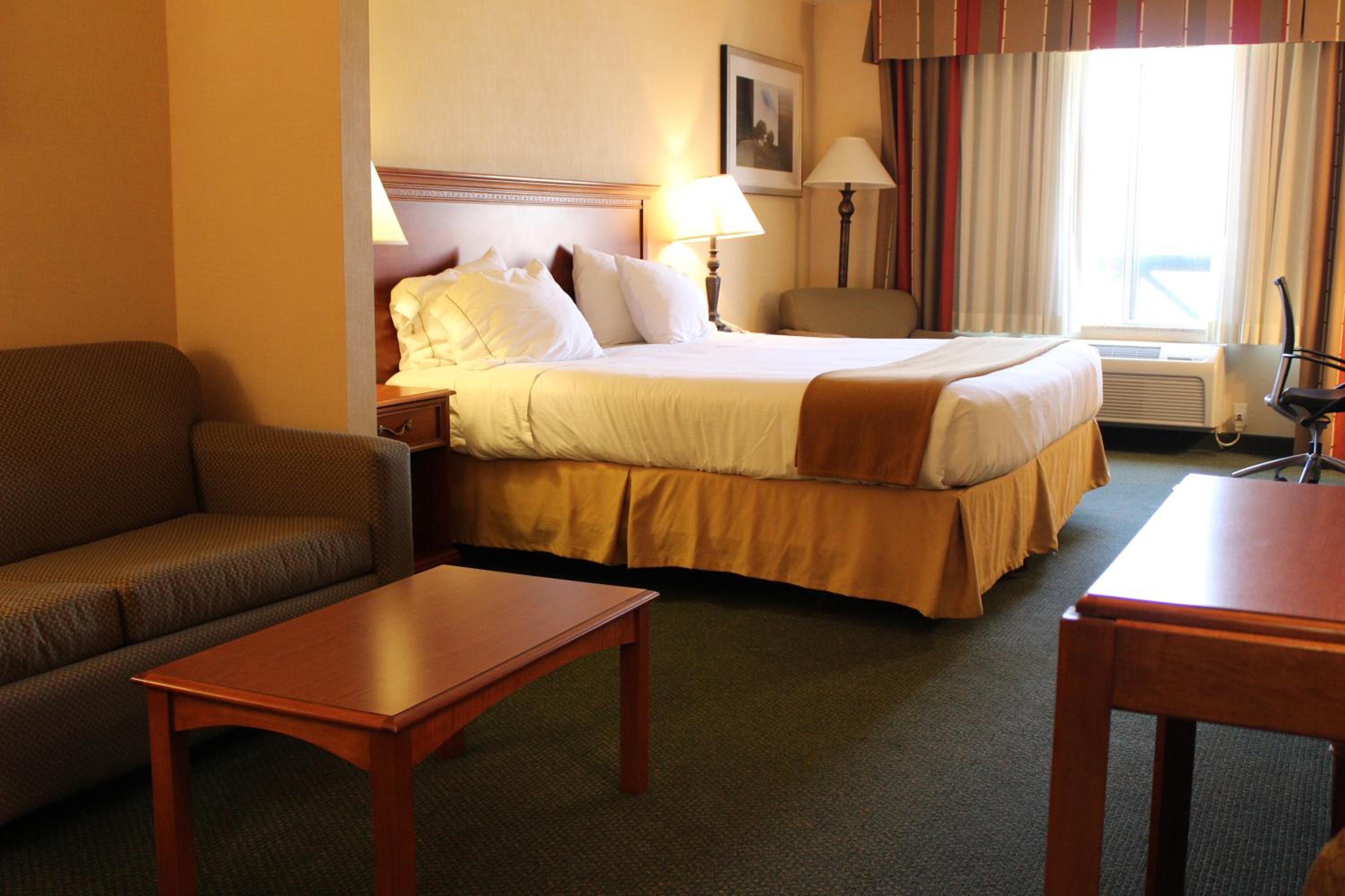holiday inn express hotel and suites tehachapi by ihg