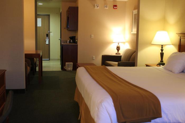 holiday inn express hotel and suites tehachapi by ihg