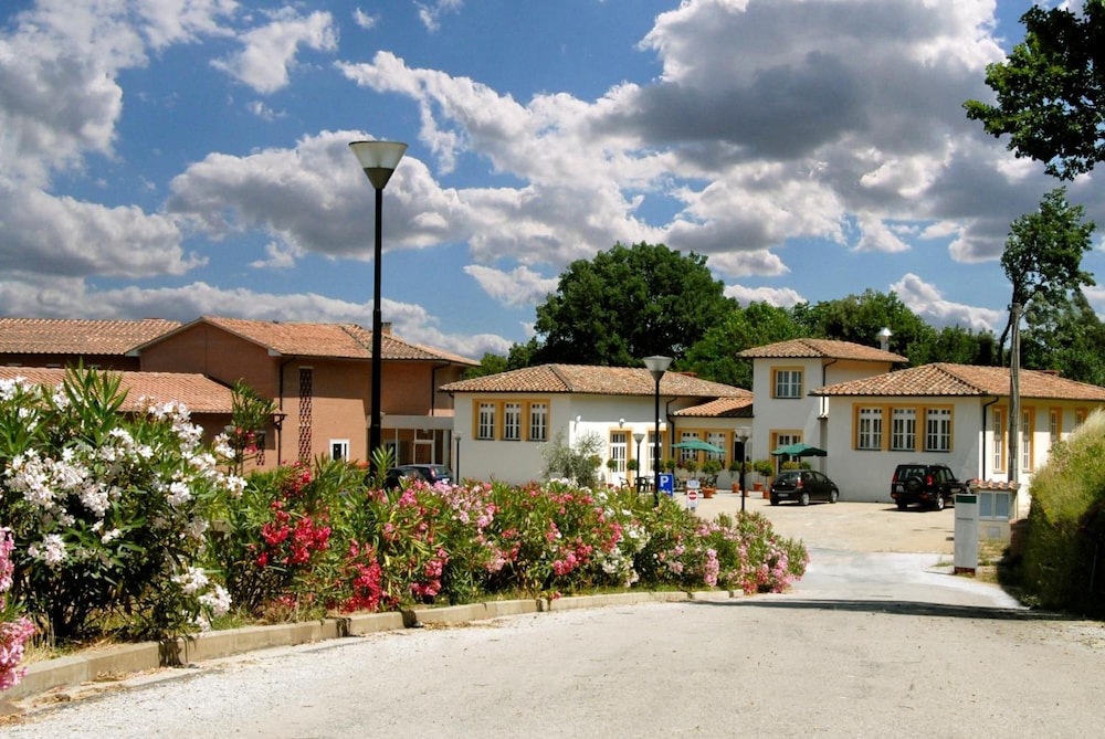 hotel foresteria volterra