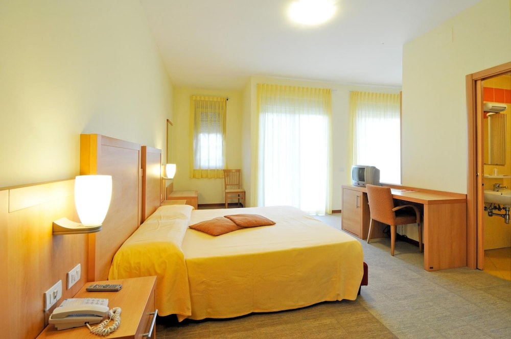 hotel foresteria volterra
