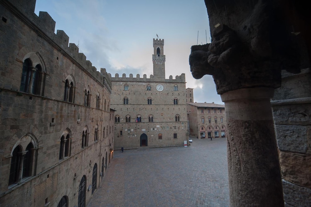 hotel foresteria volterra