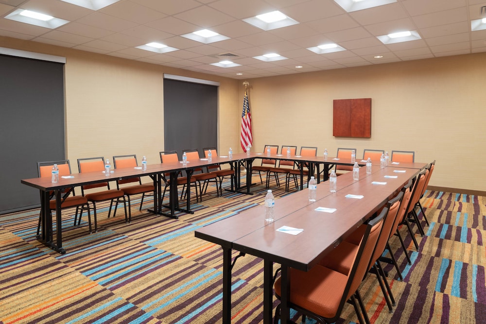 fairfield inn and suites dubois