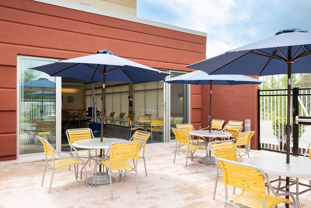 fairfield inn and suites dubois