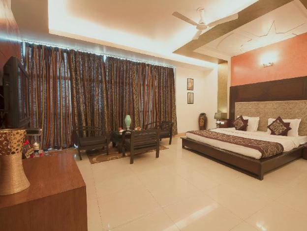 hotel delhi 37