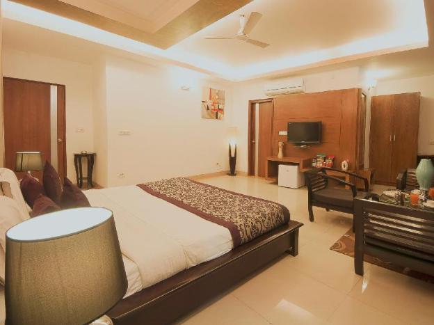hotel delhi 37