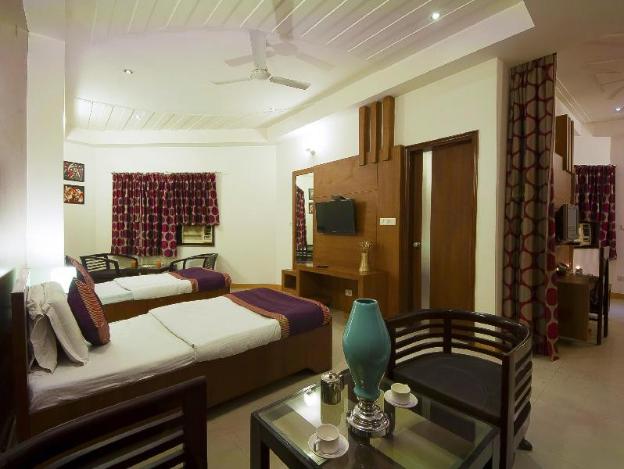 hotel delhi 37