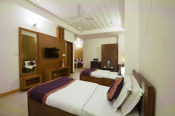 hotel delhi 37