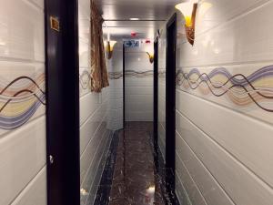 new day night hostel