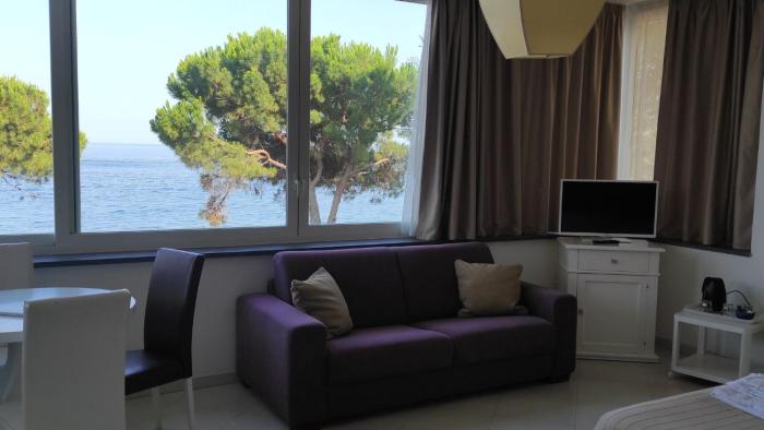 villa oasis residence