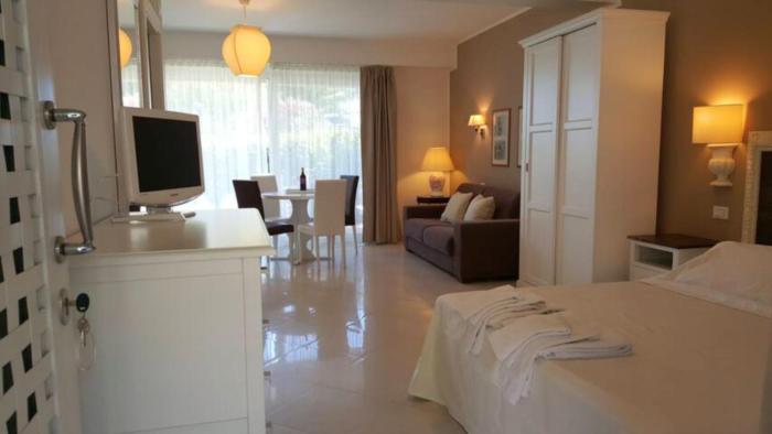 villa oasis residence