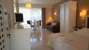 villa oasis residence