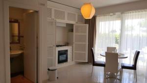 villa oasis residence