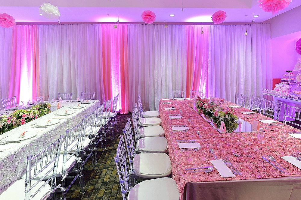 Fiesta Inn Chetumal Hotel,Othón P. Blanco>>Chetumal,3.5 star