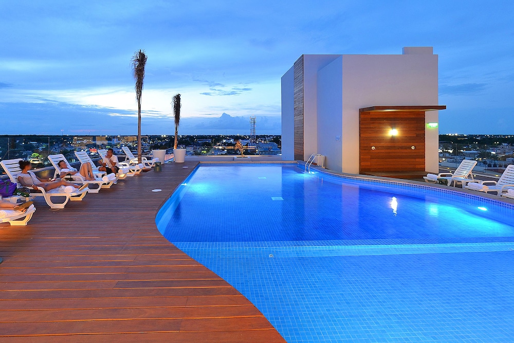 Fiesta Inn Chetumal Hotel,Othón P. Blanco>>Chetumal,4 star