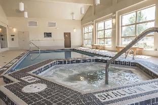 quality inn and suites petawawa