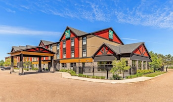quality inn and suites petawawa