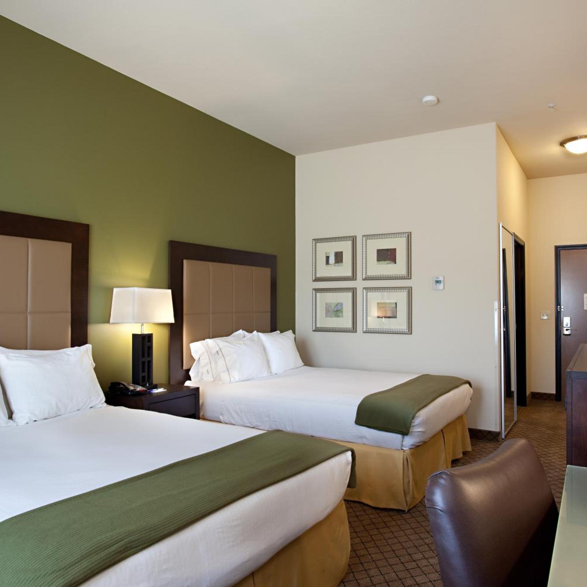 holiday inn express and suites silt rifle by ihg