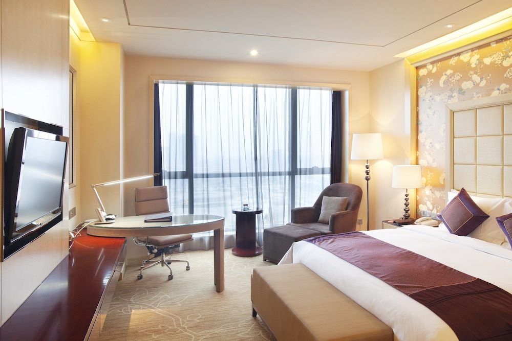 crowne plaza xiangyang by ihg