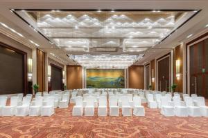 crowne plaza xiangyang by ihg