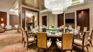 crowne plaza xiangyang by ihg
