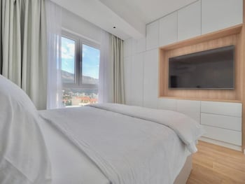 sea point becici apartment