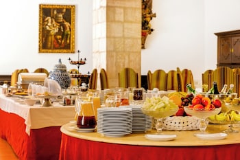 pousada castelo de estremoz historic hotel