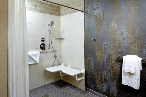 americas best value padre trail inn