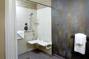 americas best value padre trail inn
