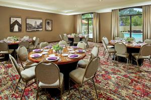 americas best value padre trail inn